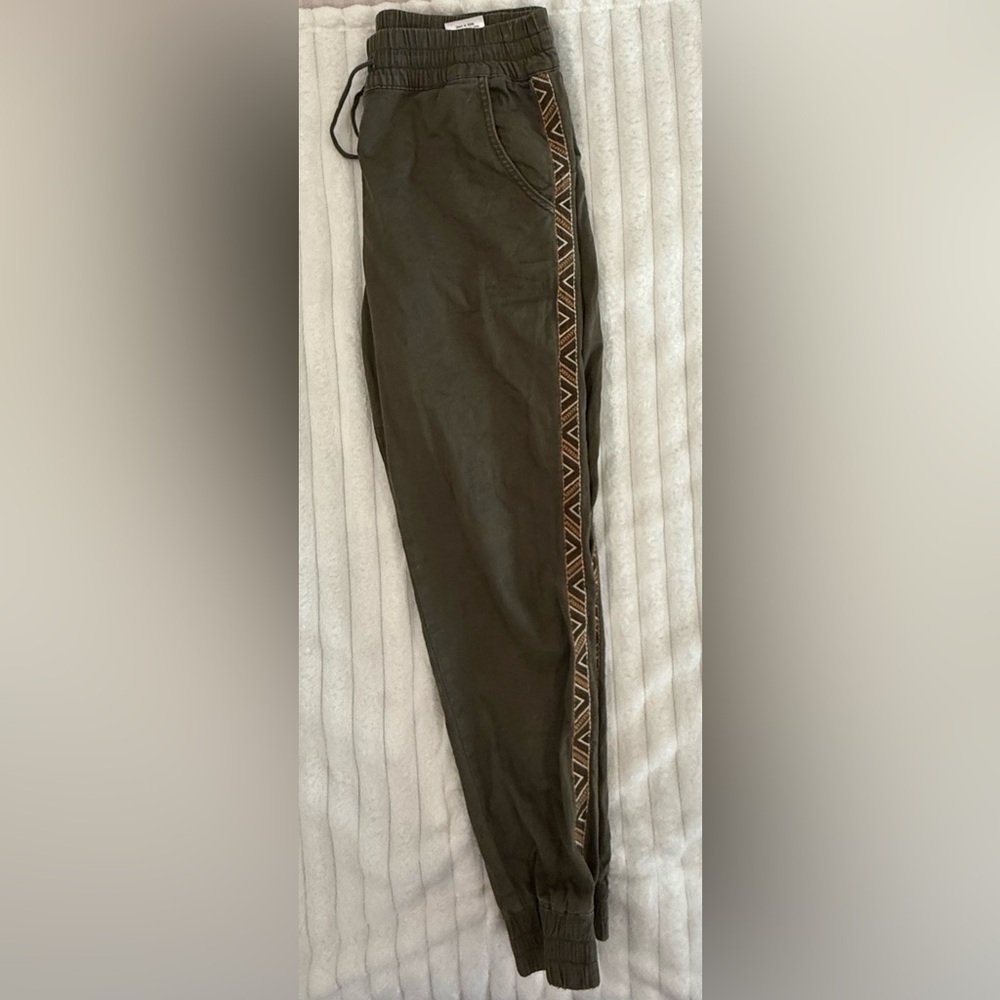 Driftwood Sedona Jogger Pant Olive Green, Woman’s M Loose fit - Picture 6 of 9